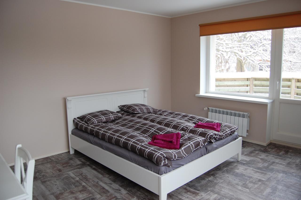 Kaunis Guesthouse Таллин Экстерьер фото